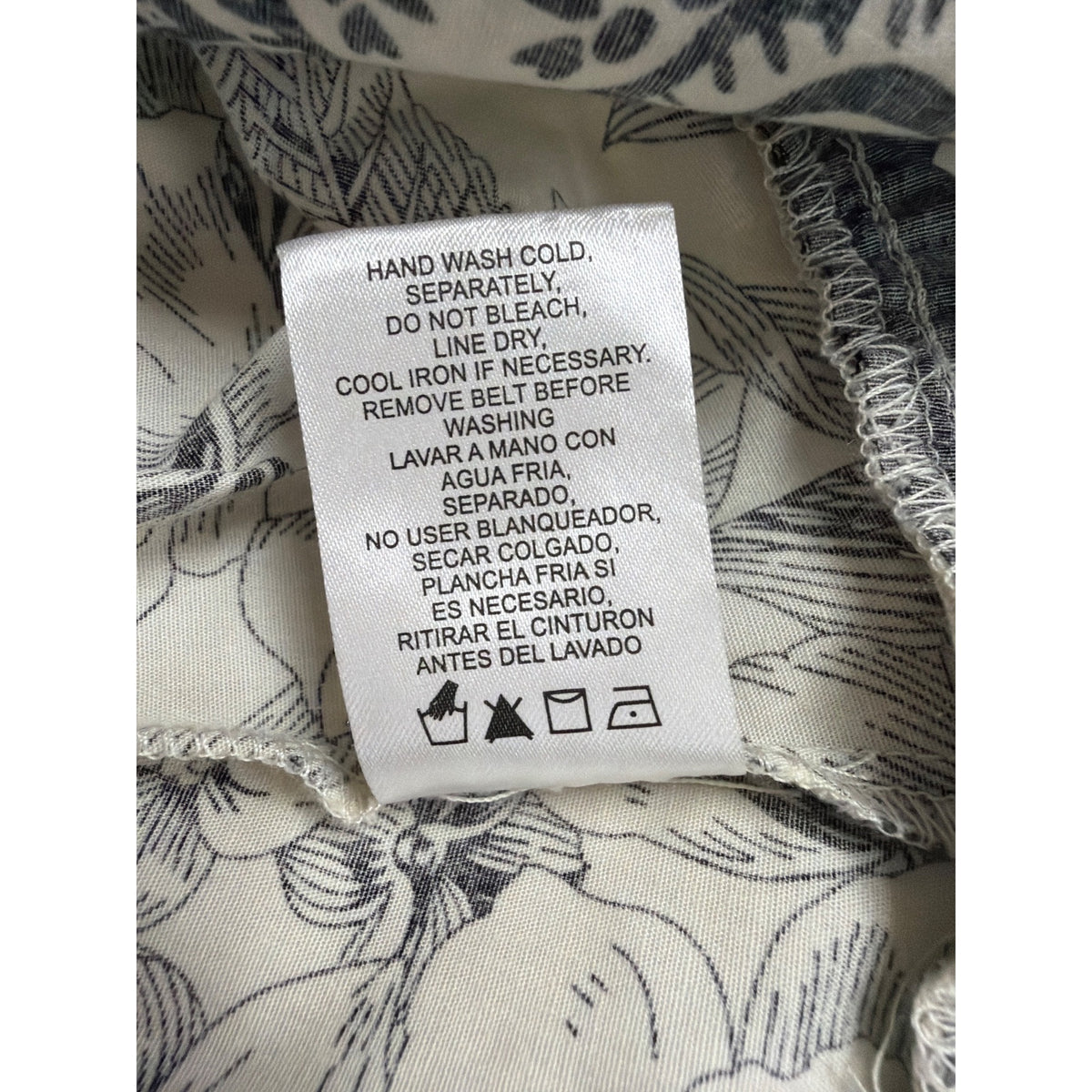 Joie Black & White Floral Dress Polyester/Button-Down/Tie Belt/Has Pockets Sz 4