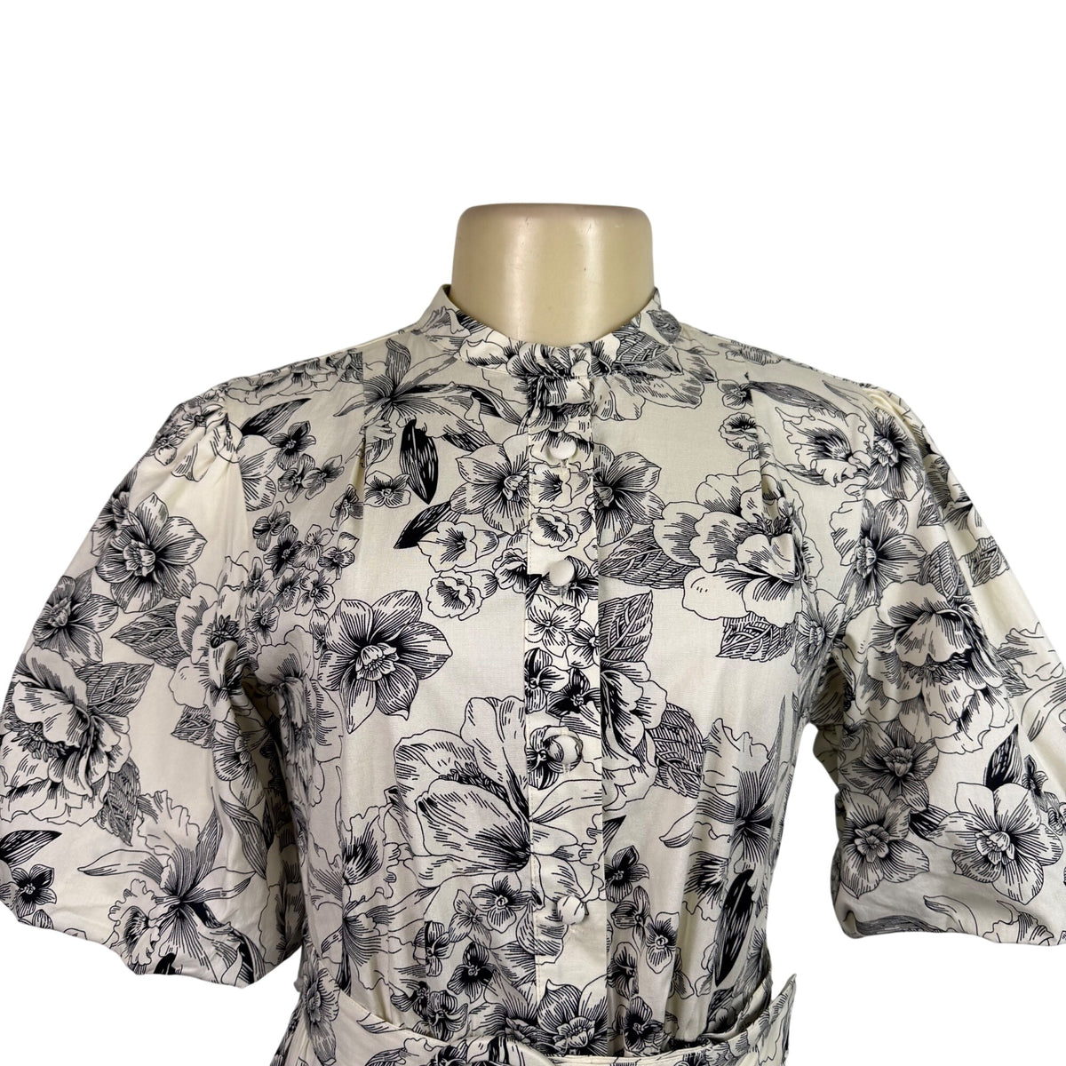 Joie Black & White Floral Dress Polyester/Button-Down/Tie Belt/Has Pockets Sz 4