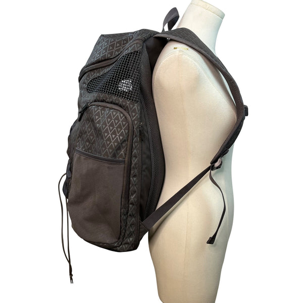 Point 3 Grey With Mesh & Ball Compartment Road Trip 2.0 Basketball Backpack