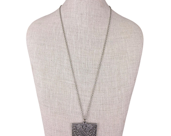 Vintage Silver Tone Intricate Pendant Necklace With Chain