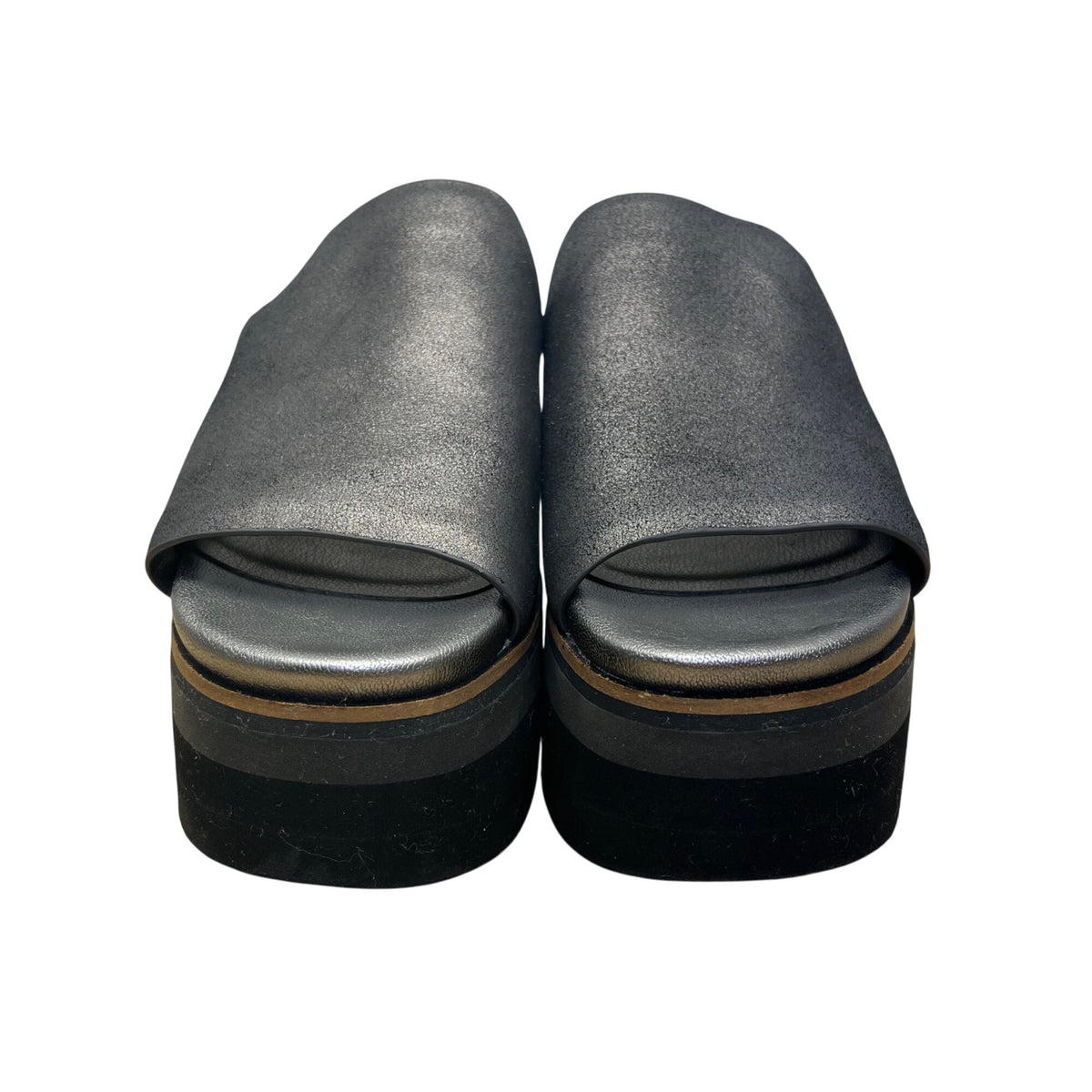 Naked Feet Women’s Metallic Black Leather Upper Flow Platform Sandals Size 8M