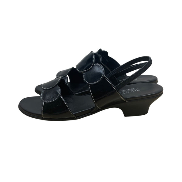 Munro American Black Patent Leather Low Heel Strappy Eclipse Sandals 7.5 New