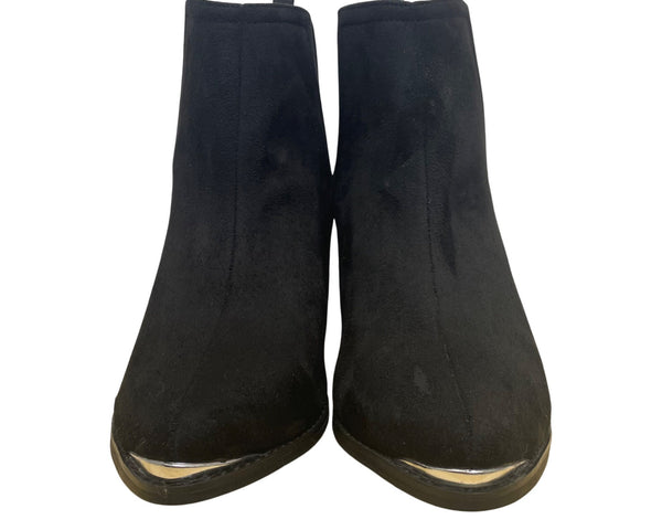 Journee Collection Women’s Black Faux Suede Wide Width Ankle Booties Size 12