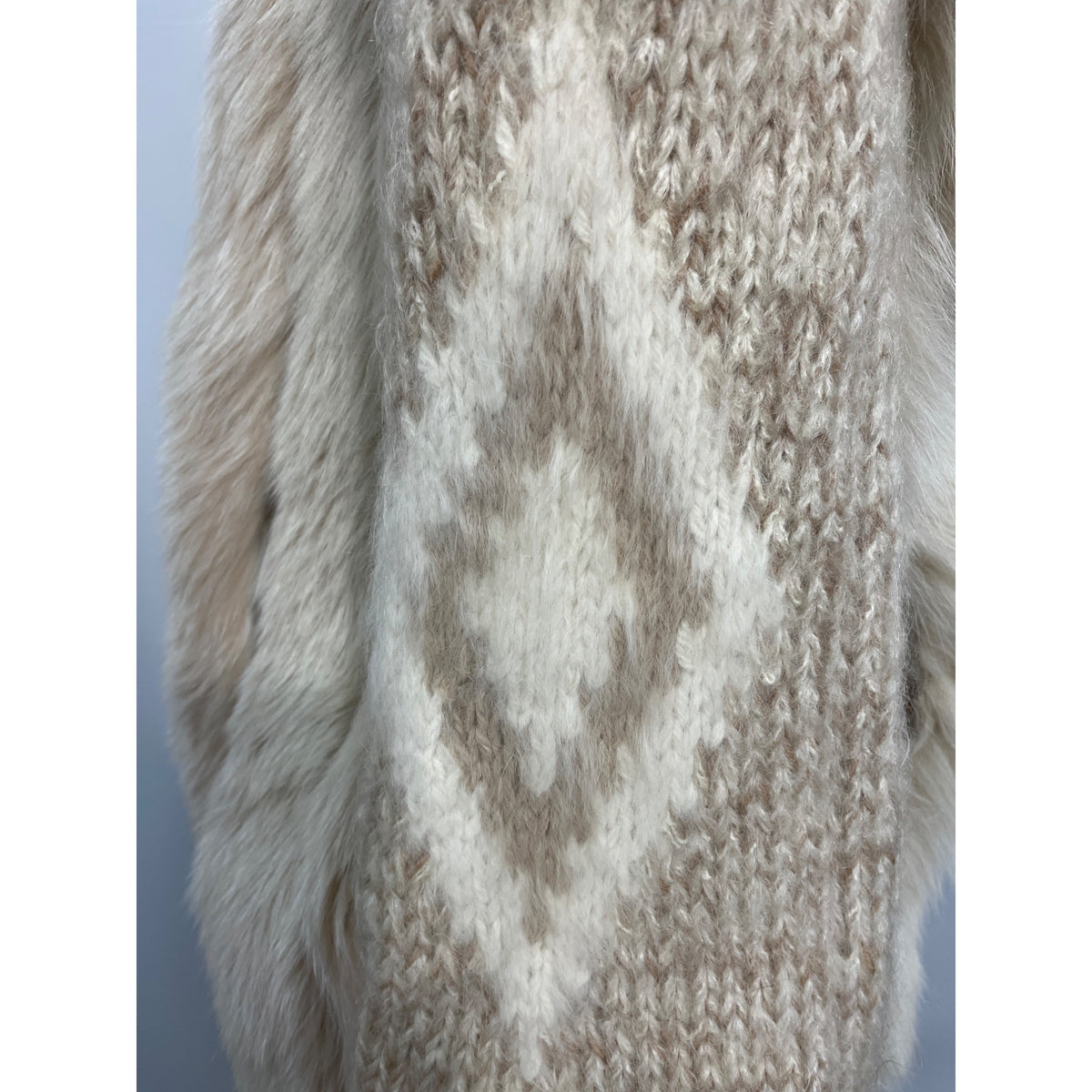 Unbranded Multi-Use White Fur Vest/Jacket for Women