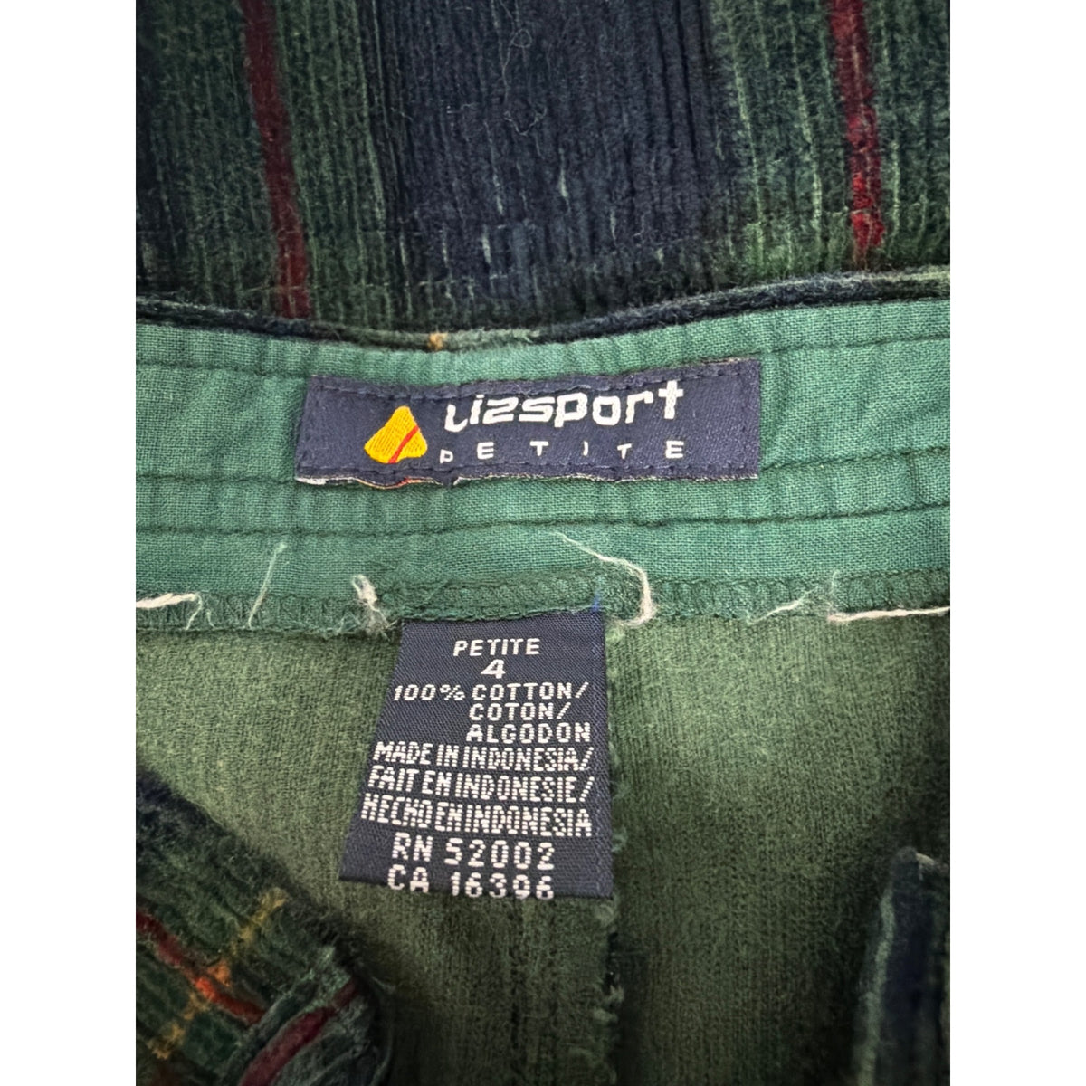 LizSport Petite Green Blue Plaid 100% Cotton Womens Shorts Size 4 Casual Checkered