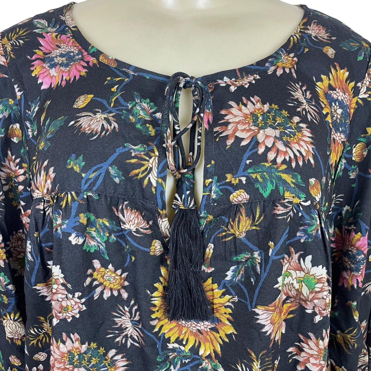 Natural Life Women's Black Blouse With Floral Print & Tassel Tie Sz M - New