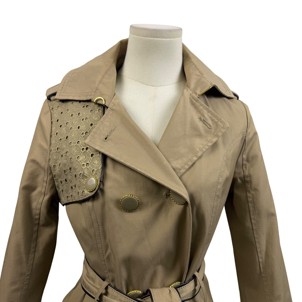 Betsey Johnson Women’s Beige Studded Trench Coat Jacket Detailed Belt Sz XS