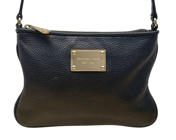 Michael Kors Black Jet Set Crossbody Bag With Gold-Tone Logo Plate Sz S