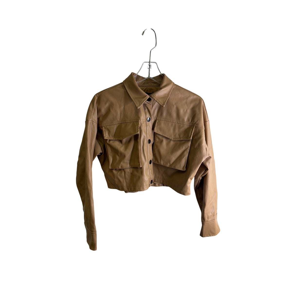 Privy Womens Beige Faux Leather Cropped Jacket Medium Button Up Front Pockets Stylish