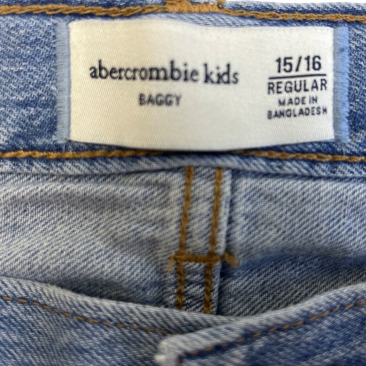 Abercrombie Kids Medium Wash Baggy Jeans Szize 15/16 Regular - New