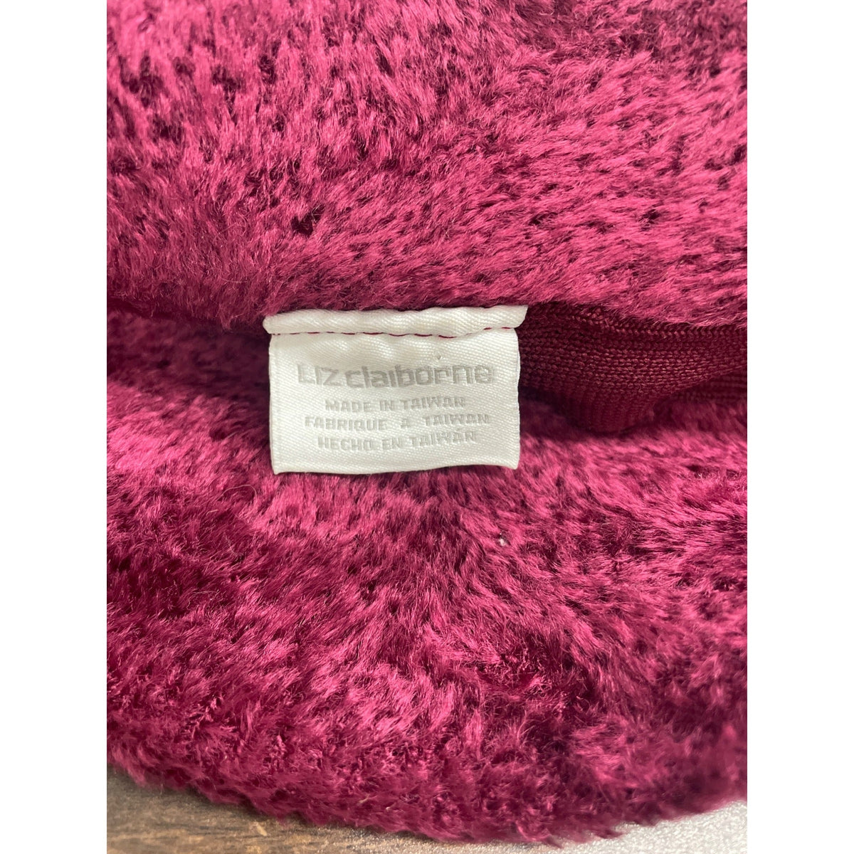 Liz Claiborne Faux Fur Plush Burgundy Bucket Hat Winter Accessory Made In Taiwan