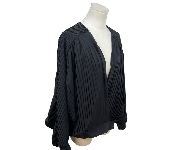 Cattiva By Mava Jornot Black Pleated Blouse With Textured Sleeves Sz 14
