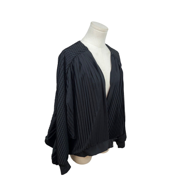 Cattiva By Mava Jornot Black Pleated Blouse With Textured Sleeves Sz 14
