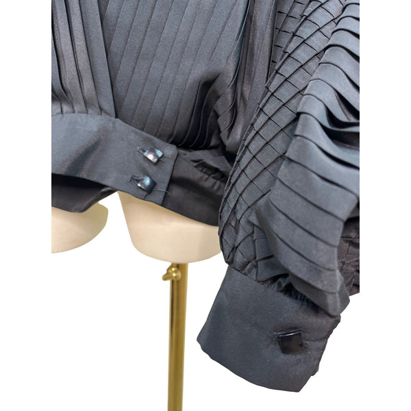 Cattiva By Mava Jornot Black Pleated Blouse With Textured Sleeves Sz 14