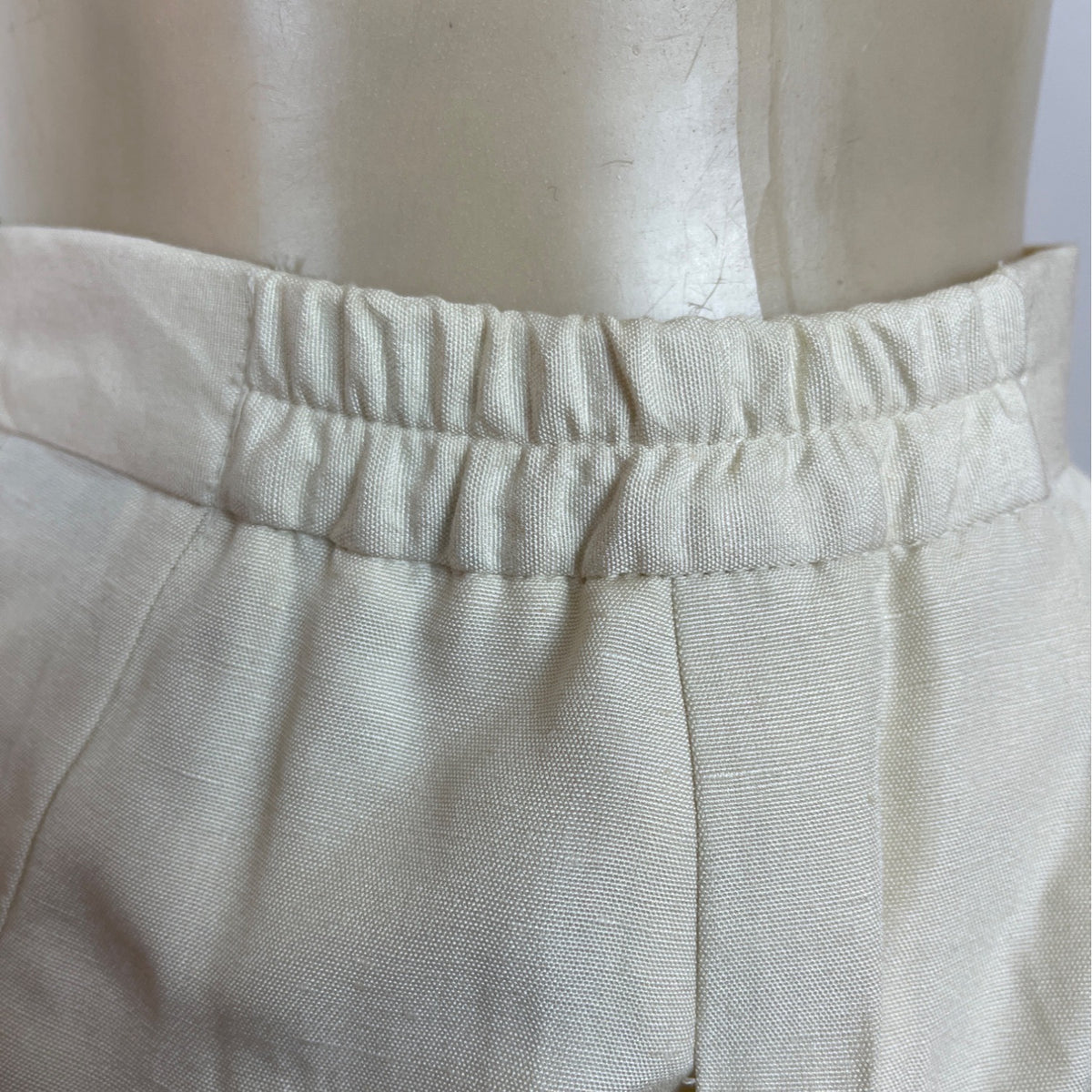 Vintage Jones New York Womens Cream Top & Skirt Two-Piece Set Sz 10 - New