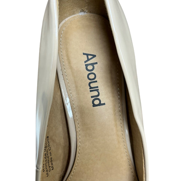 Abound Womens Beige Patent Leather Pointed Toe Block Heel Pumps Size 6.5M Elegant