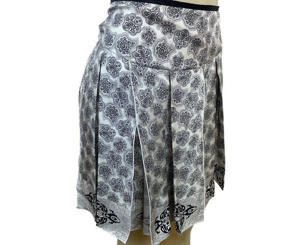 White House Black Market Women’s Pleated Skirt Black & White Paisley Print Sz 10