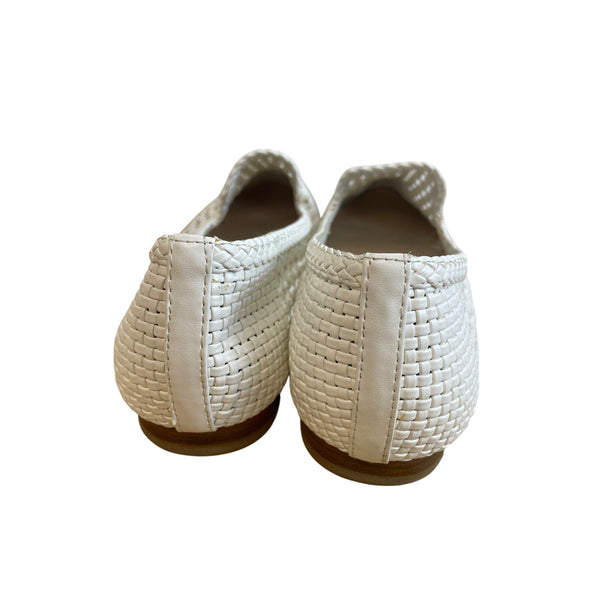 BP Womens White Woven Loafers All Man-Made Materials Slip-On Size 10M