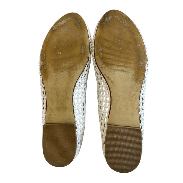 BP Womens White Woven Loafers All Man-Made Materials Slip-On Size 10M