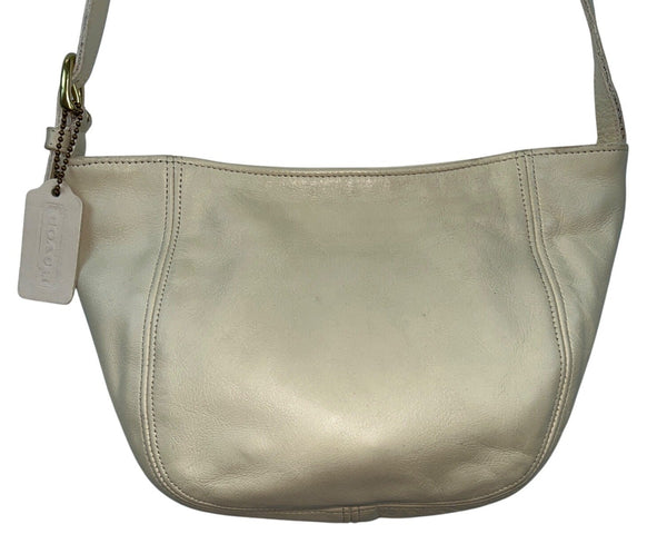Vintage Coach Ivory White Leather Signature Embossed Tag Shoulder Bag Sz M