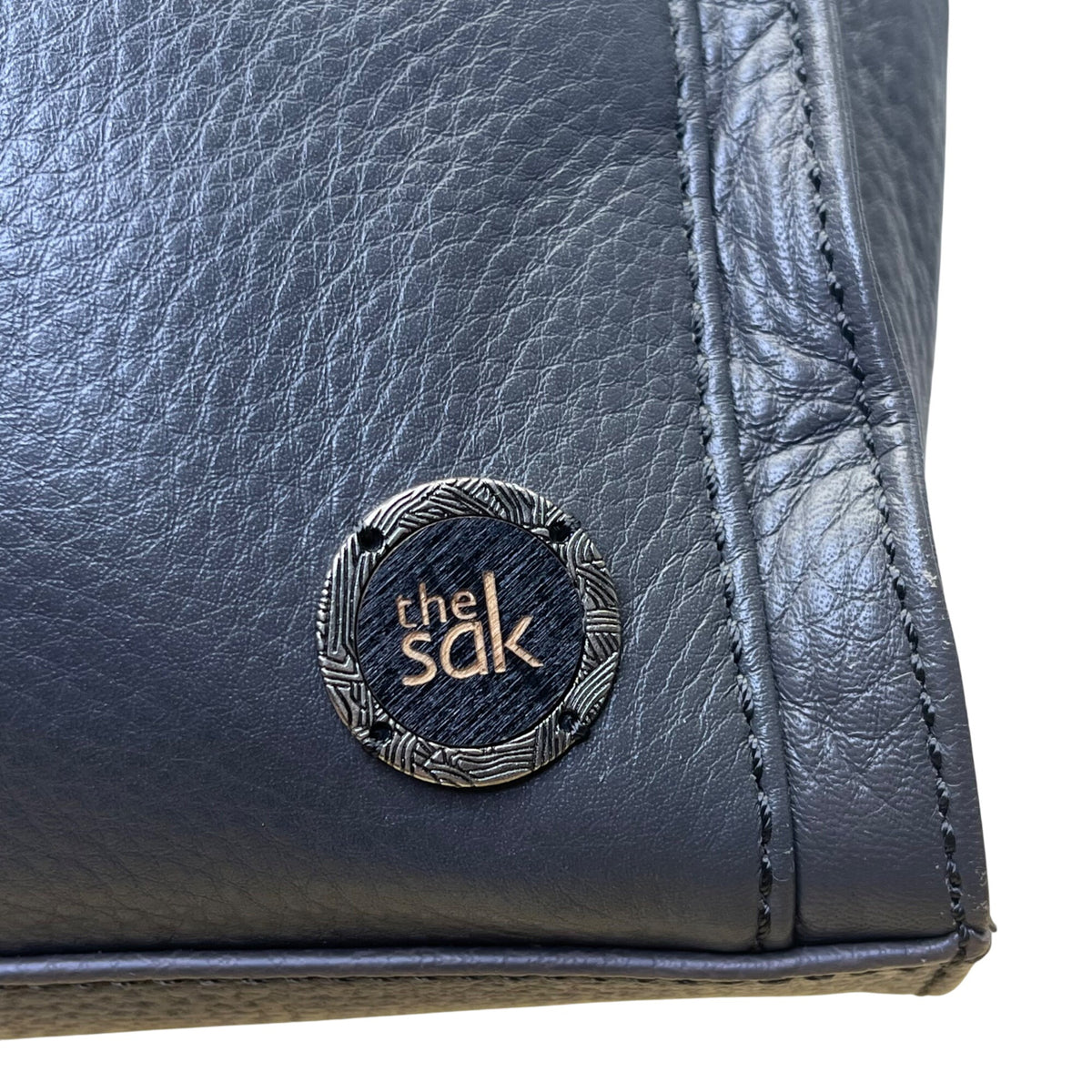 The Sak Women’s Grey & Black Leather With Power Bank & Wallet Set Crossbody Bag