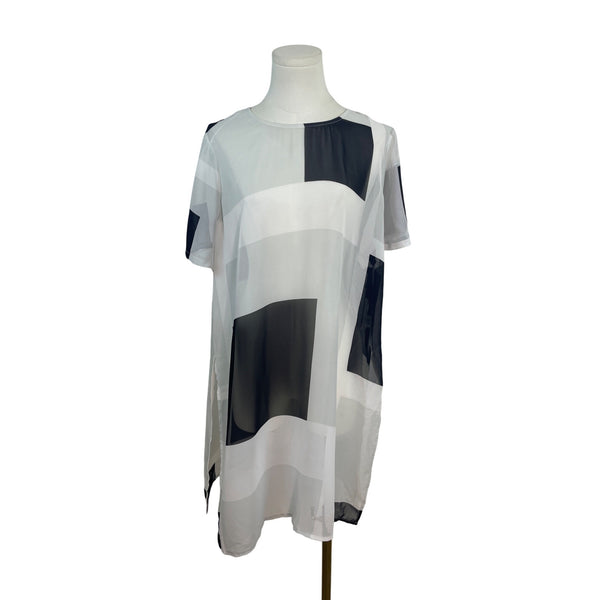 Vince Camuto Geometric Print Sheer Tunic Top White Black Short Sleeve Size L- New