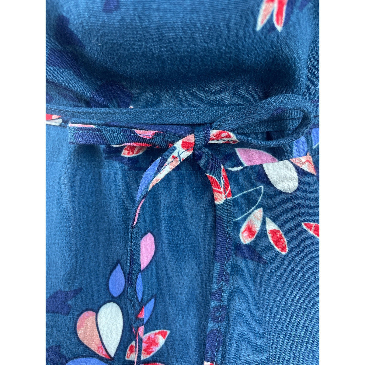 Lulus Blue Floral Wrap Dress With Ruffle Hem & Short Sleeves Size L